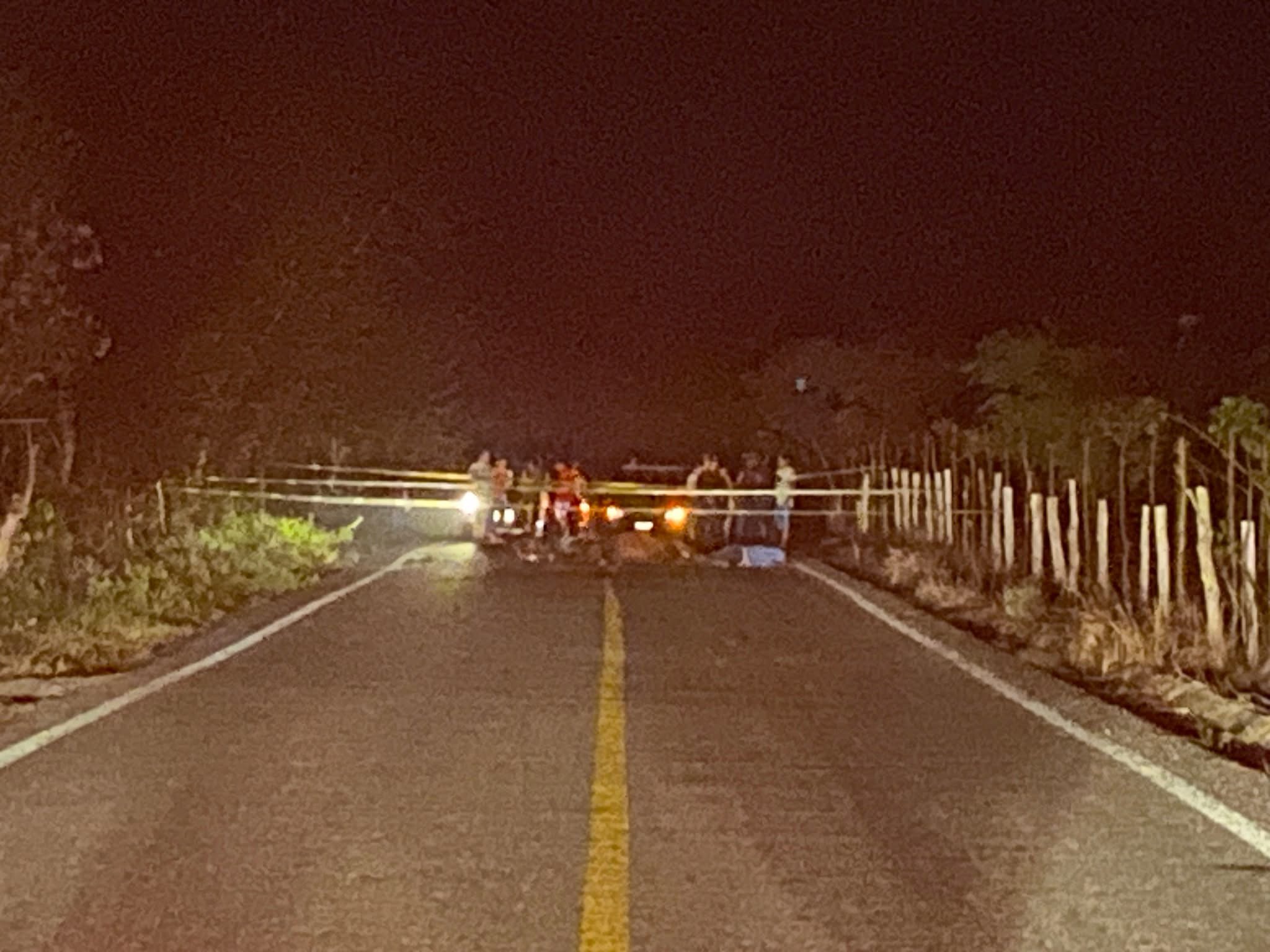 🔴 Identifican a motociclista que murió tras chocar contra caballos en carretera de Agua Dulce