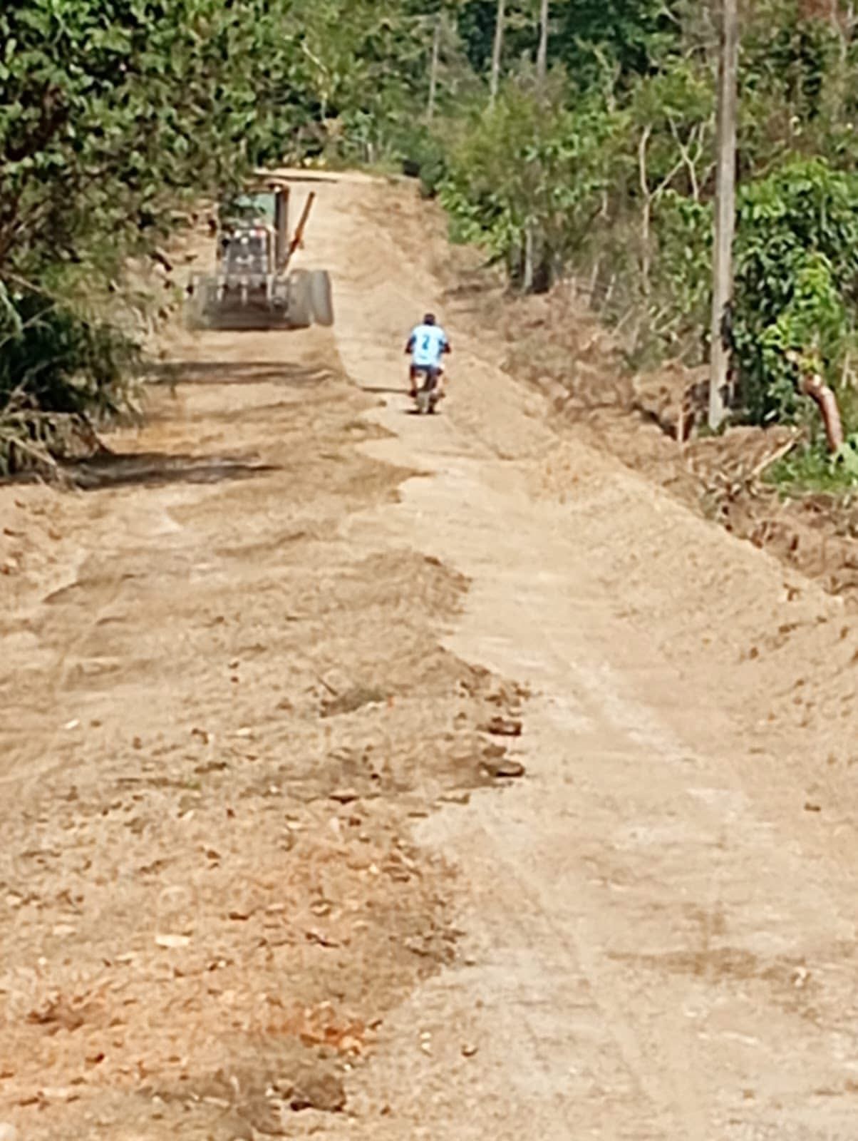 Supervisa alcalde Jesús  Uribe Esquivel rehabilitación de 8 km del camino Pueblo Viejo–Nuevo Presidio