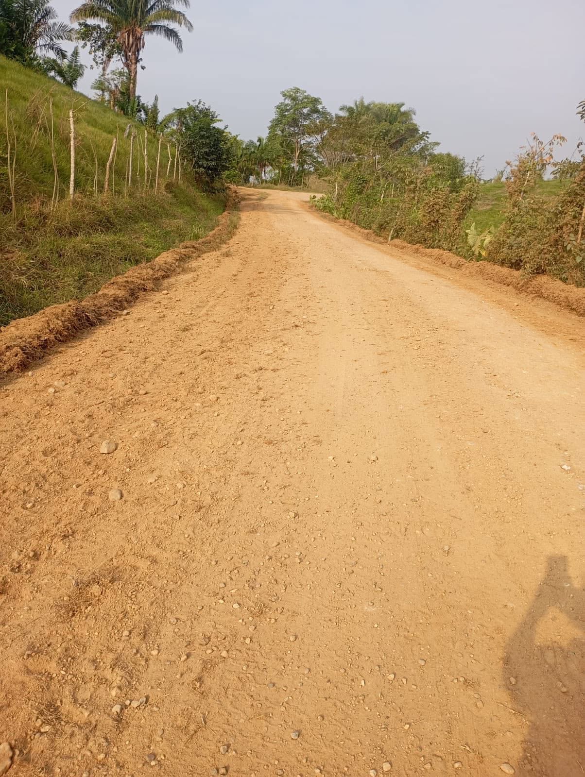 De promesas a hechos: camino al poblado La Sal ya es una realidad en Las Choapas