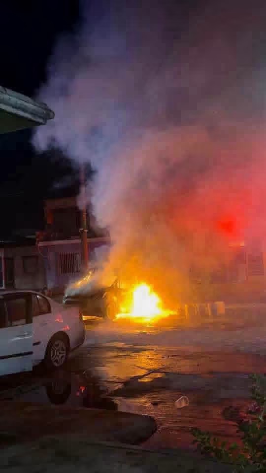 Terror y caos en Villahermosa: incendian comercios y vehículos en varios puntos de la ciudad